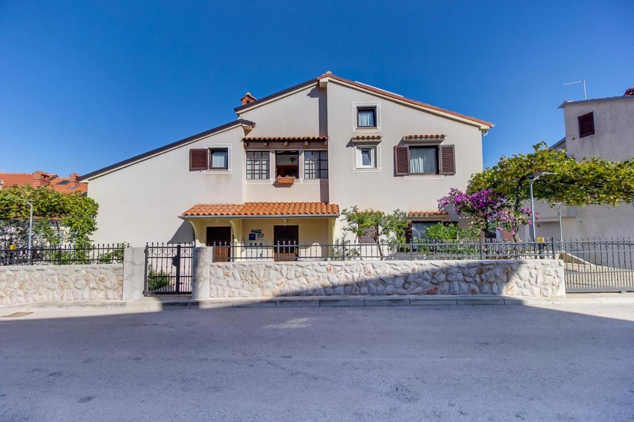 Apartments With A Parking Space Mali Lošinj Eksteriør bilde